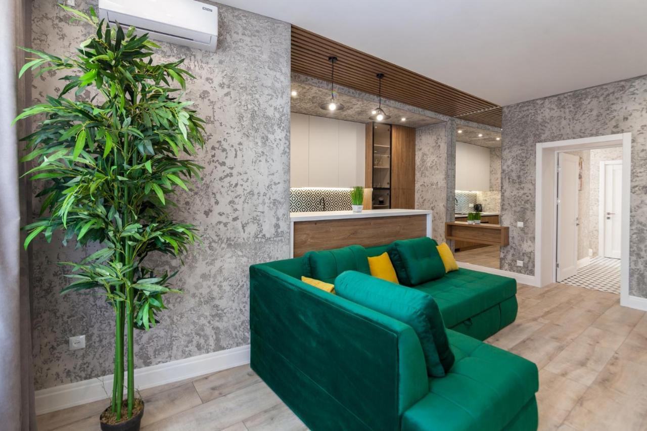 Royal Vip Apartment On Pidmurna 24 Lviv Exterior photo
